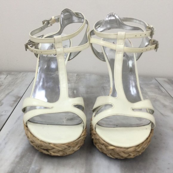 Guess by Marciano Bone Platform Heels 7.5 - Picture 2 of 9